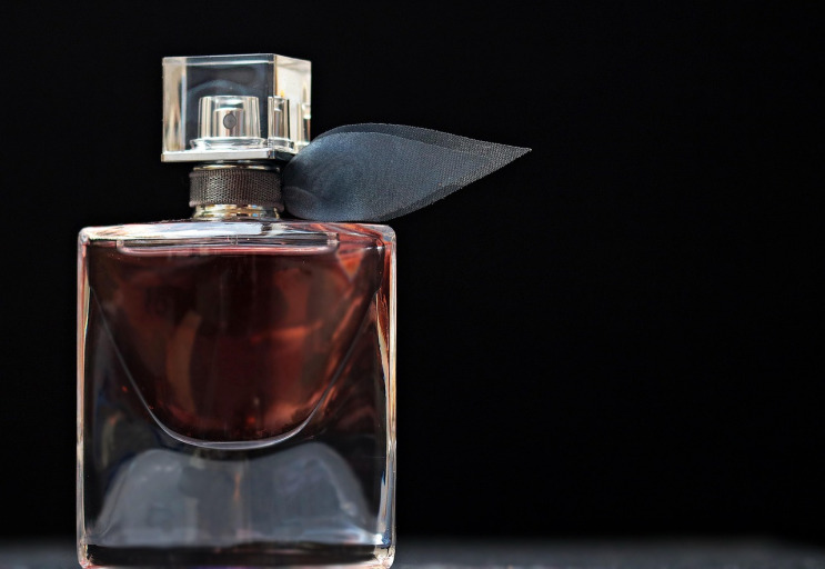 lattafa perfume bottle